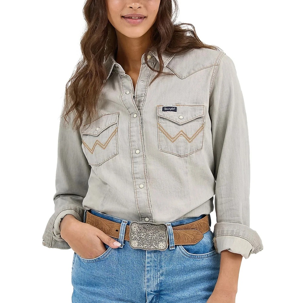Wrangler Retro Denim Chambray Pearl Snap Shirt Women's Large Western Ranch Rodeo